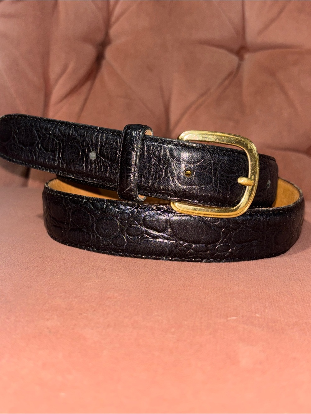 Vintage peterborough Row Black Leather Belt Gold Buckle alligator embossed 36